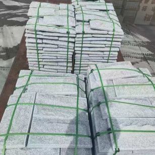 菏泽 芝麻白蘑菇石装车出货