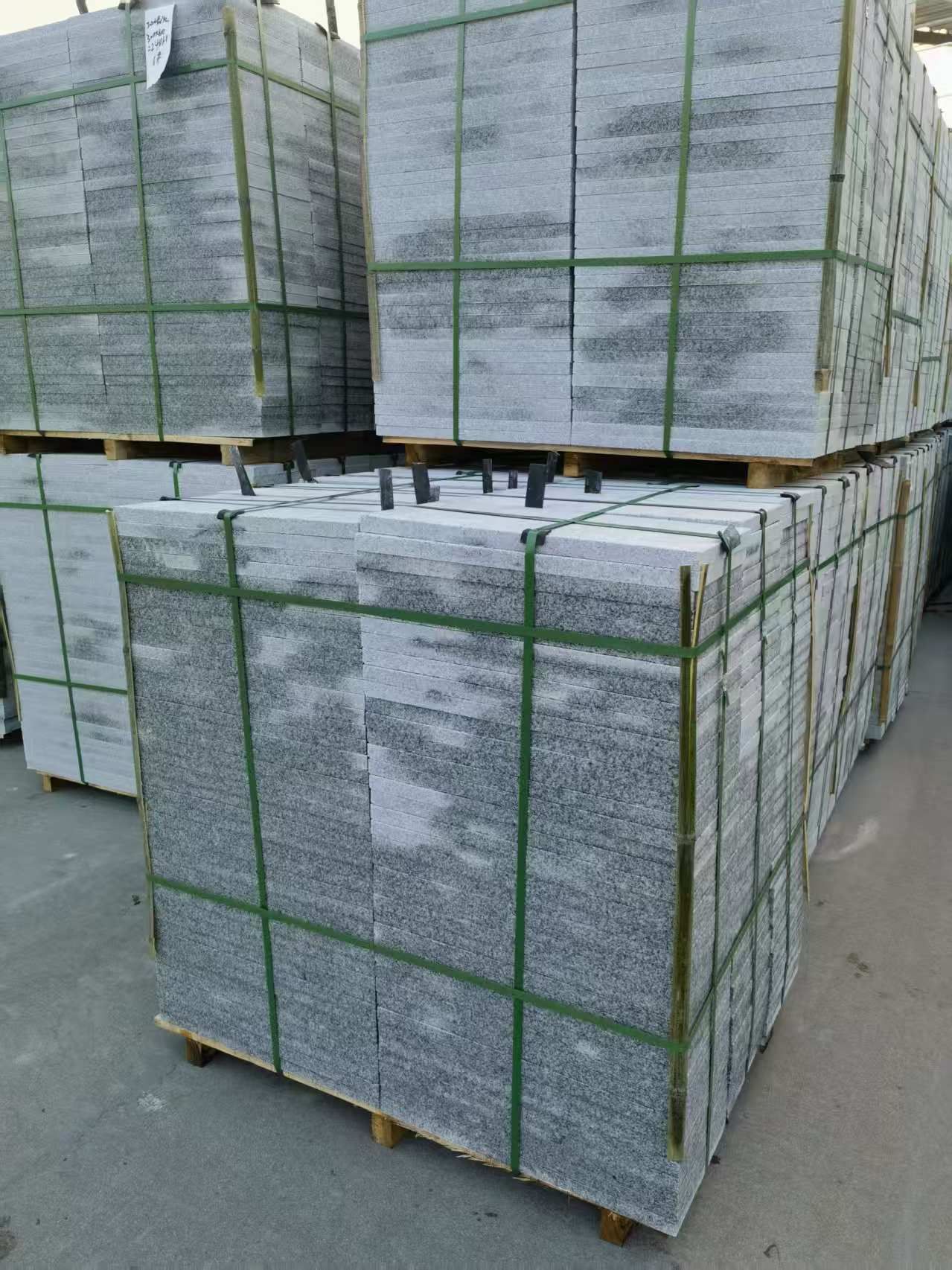 菏泽 芝麻白地铺石材