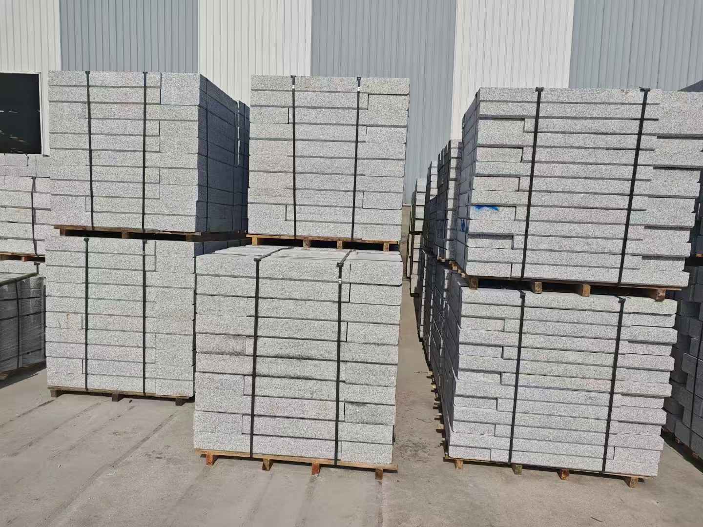 菏泽 芙蓉白路沿石，价格便宜